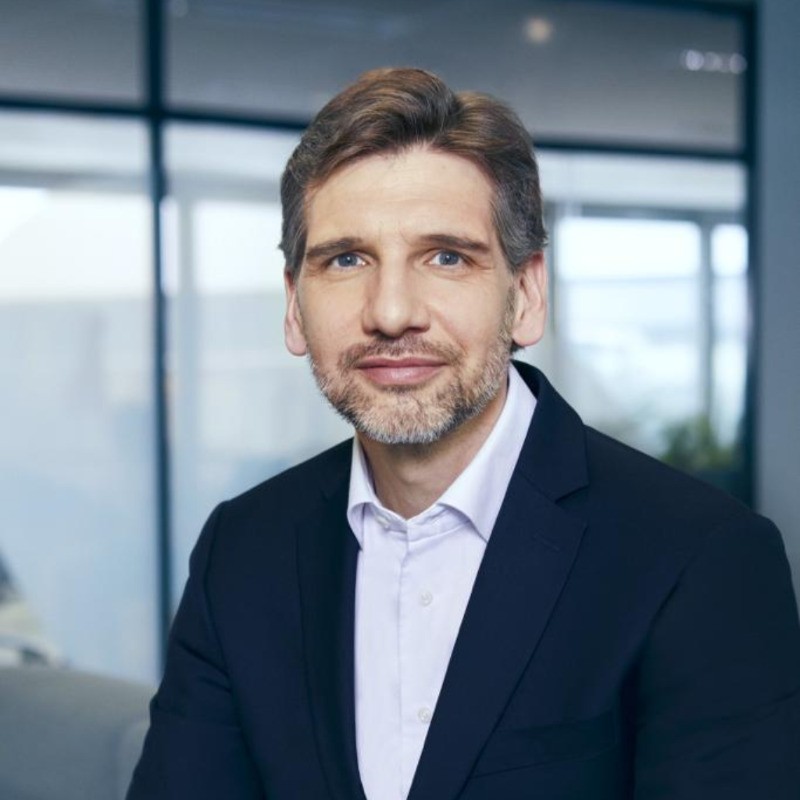 Etienne Grass, Global Chief AI Officer, large company