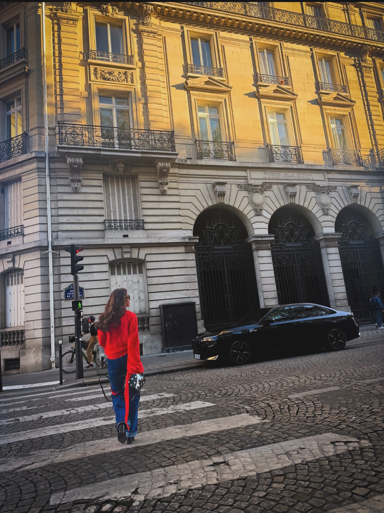 Parisian vibes with @thefrankieshop