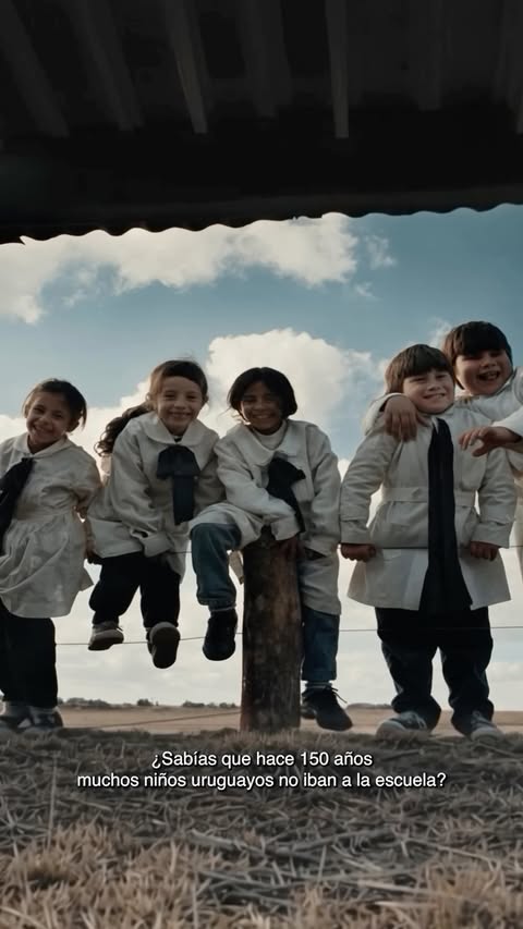 Cada 29 de setiembre celebramos uno de los pilares de nuestra sociedad: la educación pública. Una construcción histórica basada en la gratuidad, la obligatoriedad y la laicidad, que hizo de la educación una herramient…