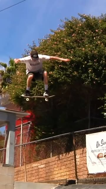 @brysonfarrill destroys all terrains in his new part for @ojwheels 💨💨💨 Watch the full part on OJ’s YouTube channel Link in our story 📹 @eduartoe #BrysonFarrill #BirdhouseSkateboards