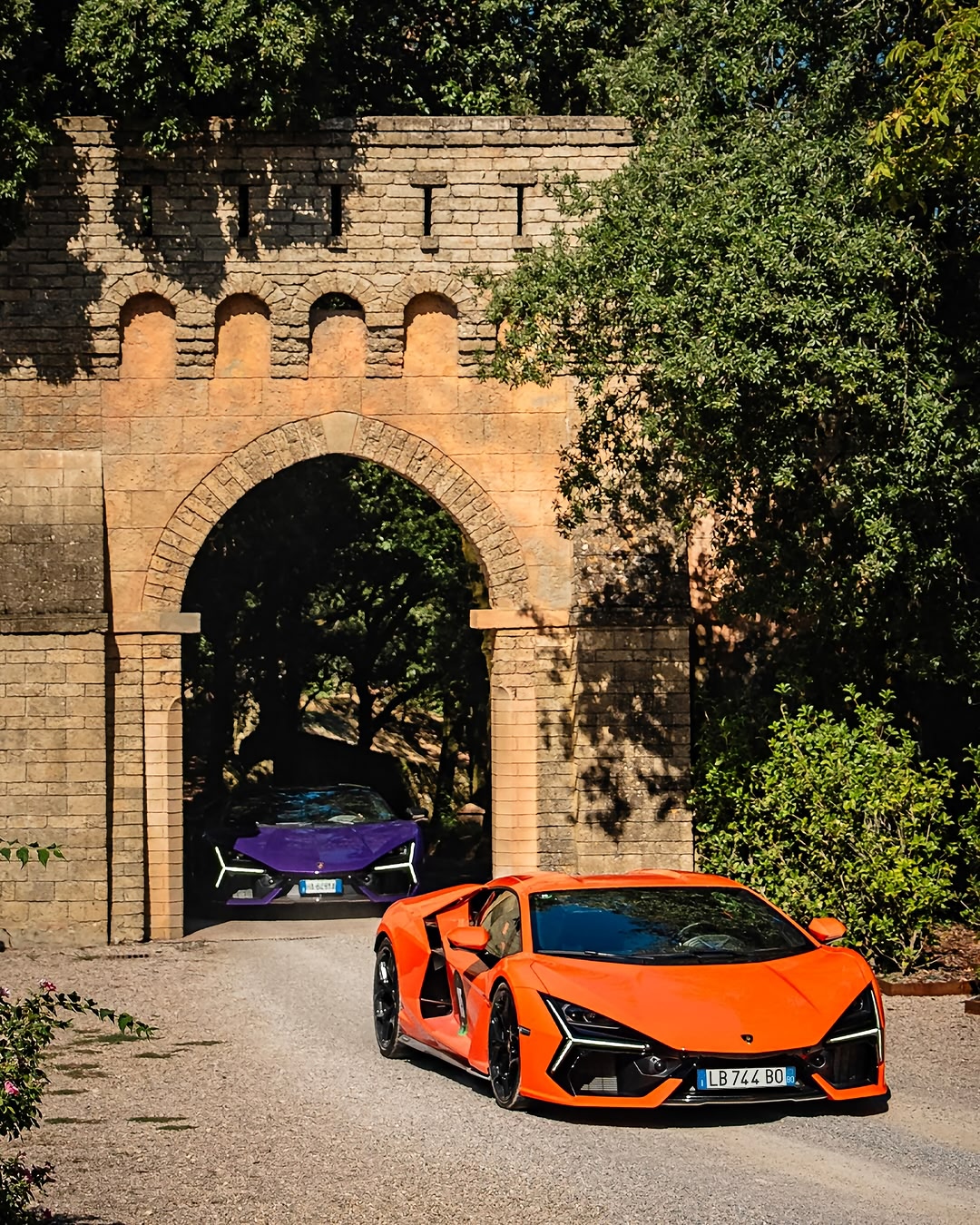Esperienza Giro Umbria brought Lamborghini community together for a shared experience shaped by the passion for driving, creating connections and moments that extended beyond the wheel. Over four days, the journey unf…