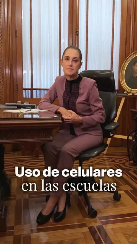 Menos pantallas, más imaginación. 📚✨ A partir del 3 de noviembre, se restringirá el uso de pantallas en primarias y secundarias durante las clases y el recreo. Vamos juntas y juntos a recuperar espacios para crear, j…