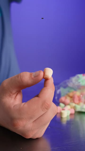 Can You Blow Up a NeeDoh Marshmallow? Buy here: https://www.vat19.com/item/nee-doh-mello-mallo-stress-ball-toy #shorts #vat19 #curiouslyawesome #needoh #challenge Subscribe to Vat19: http://www.youtube.com/subscriptio…