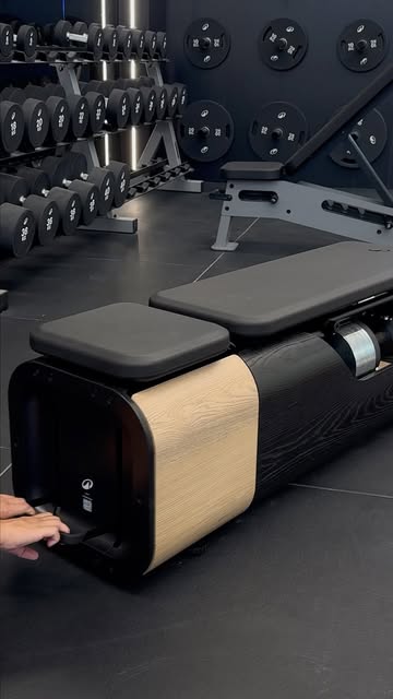 Un banc de muscu polyvalent 🤌 Ref. 8948874 💶 1299,99€