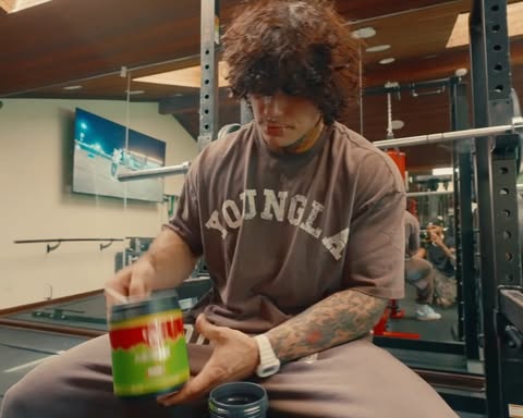 Pumps. Performance. Hydration. Focus. Exactly what you look for in a pre-workout, candy-coated. 🍏
