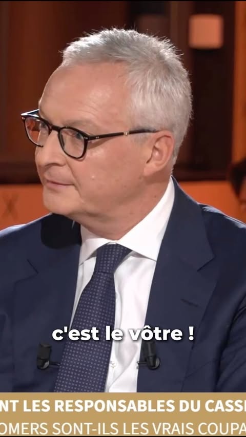 Le premier poste de fonctionnaire que l’on pourrait supprimer @sarahknafo1, c’est le vôtre !