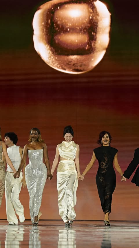 One runway, countless stories of Worth. L’Oréal Paris Family come together at Le Défilé 2026 in front of the Eiffel Tower, each bringing their own story, style and expression. This is what it looks like to Express You…