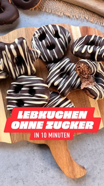 | Anzeige | ⬇️ zum Rezept ⬇️ Die schnellsten Lebkuchen, die jeder lieben wird! 🫶 ✅und das sogar zuckerreduziert, aber das wird niemand rausschmecken! 🤫 Perfekt für alle, die etwas Zucker sparen, aber nicht auf Genus…