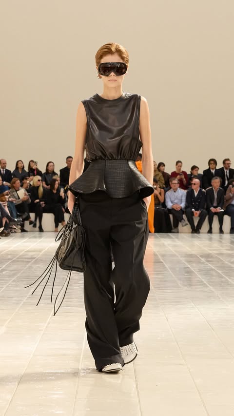Summer 27 Collection Les Coraux de la Liberté by Pierpaolo Piccioli