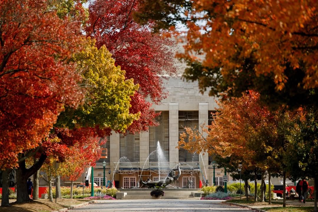 College GameDay is coming to you live from Showalter Fountain! We’ll update iuhoosiers.com/CollegeGameDay all week long with everything you need to know.