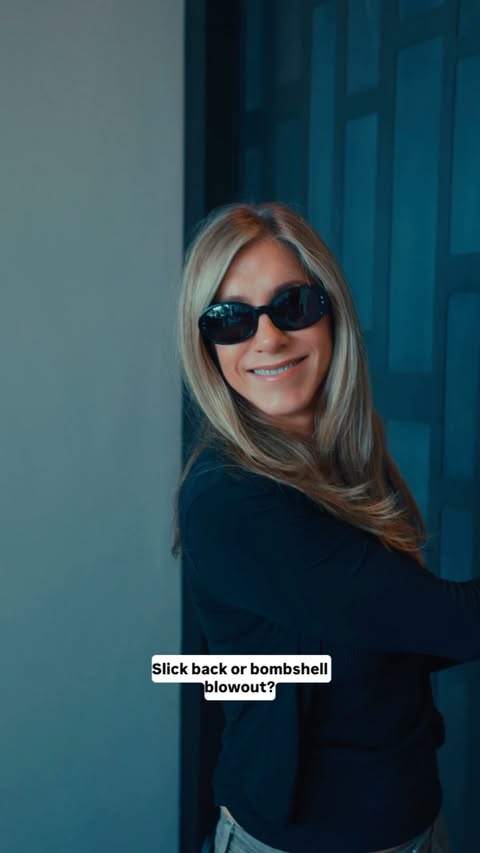 You heard it here first, friends: @jenniferaniston is a Vegemite toast girl 💗 From the multitasking Glossing Detangler to Jen’s favourite Peptide Plumping Shampoo, find Lolavie’s high-performance haircare on MECCA sh…