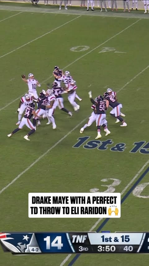 Perfect placement from @drake.maye 🤝 NEvsCHI on Prime Stream on @nflplus