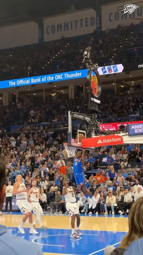 WHAT A SEQUENCE ‼️ @paycomcenter IS ROCKING 🗣️