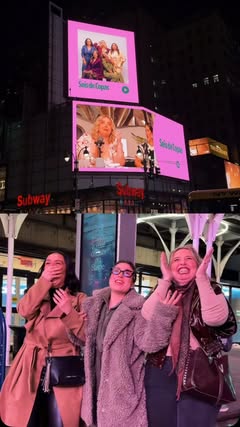 Copitas 🥹 Gracias por no soltarnos y traernos hasta Nueva York ✨❤️‍🩹 y @spotifymexico por siempre creer en nosotras 💚
