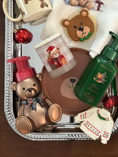 It’s officially the most wonderful time of the bear 🐻 🧸​