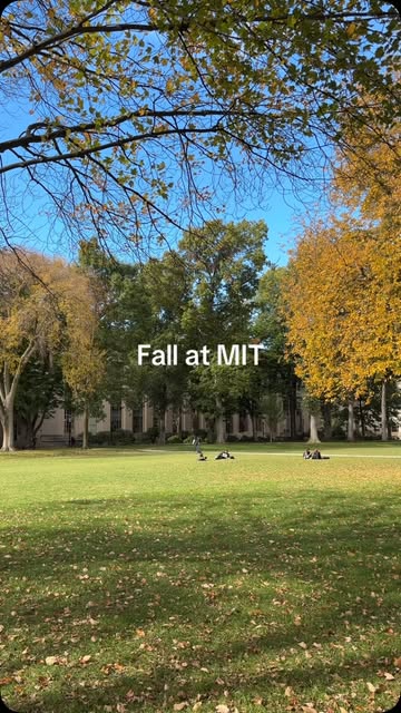 Campus this time of year. Video: Jocelyn Mao/MIT #thisisMIT #aroundMIT #falloncampus