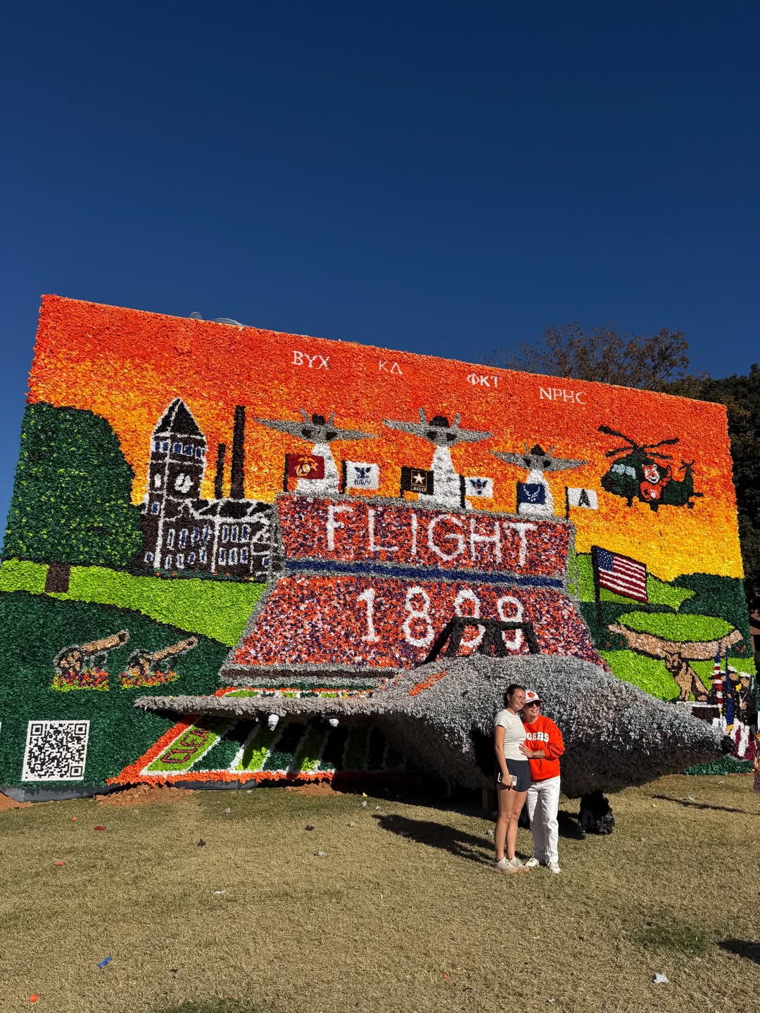A tradition that never gets old! We love seeing the hard work our students put into their float builds on display. 👏