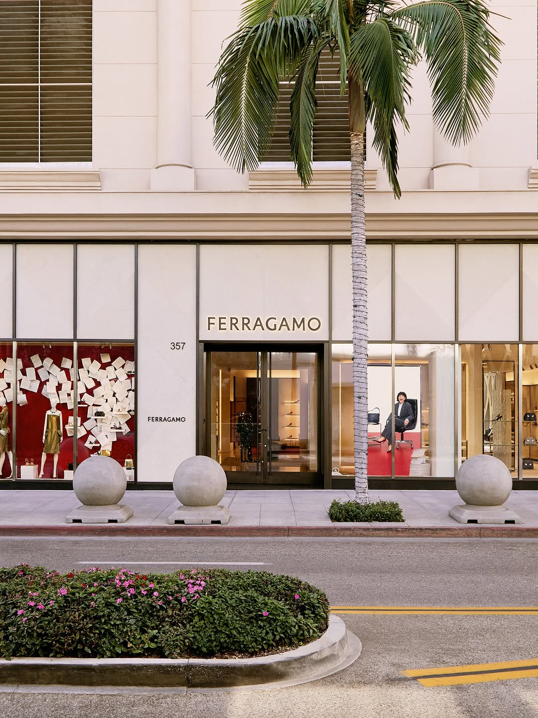 A familiar address. A new invitation.​ At Ferragamo’s Rodeo Drive boutique, “The Joy of Loving” finds a home in Los Angeles, a city woven into the House’s history.​ Step inside and discover the world of Holiday 2026. …