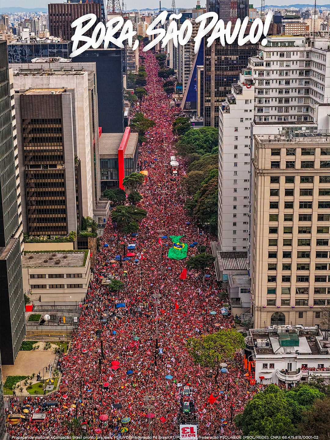 São Paulo foi tomada por mais de dois milhões de brasileiros e de brasileiras unidos em defesa do Brasil, da democracia e de um futuro com mais direitos e esperança. No último ato desta campanha histórica, o povo most…
