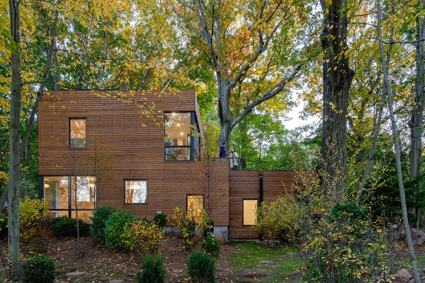 This new home is making a big difference for two New Haven educators. Through the Jim Vlock First Year Building Project, Yale architecture students worked with local partner Friends Center for Children to design and b…