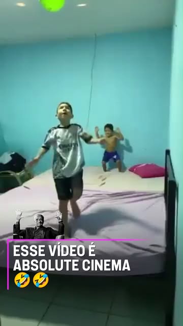 O GOLEIRINHO AINDA TEVE A AUDÁCIA DE PULAR! 🤣🤣 #FBR 🎥 : @paulo_ycarooficial @pequeninoeric @pcskywalker