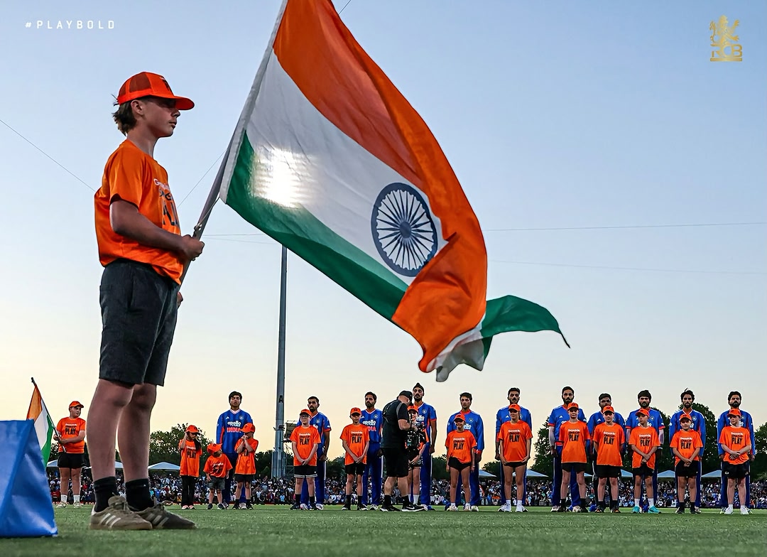 📸 𝗦𝗻𝗮𝗽𝘀𝗵𝗼𝘁𝘀: #NZvIND 🔥 𝗖𝗼𝗹𝗱 𝗮𝘀 𝗶𝗰𝗲 𝗶𝗻 𝗖𝗵𝗿𝗶𝘀𝘁𝗰𝗵𝘂𝗿𝗰𝗵. 𝗔 𝗰𝗵𝗮𝘀𝗲 𝗼𝗳 𝟭𝟴𝟭, 𝗮 𝘁𝗵𝗿𝗶𝗹𝗹𝗲𝗿 𝘁𝗼 𝘁𝗵𝗲 𝗹𝗮𝘀𝘁 𝗼𝘃𝗲𝗿. 🥶 Relive how the HYD boys helped the #MenInBlue take…