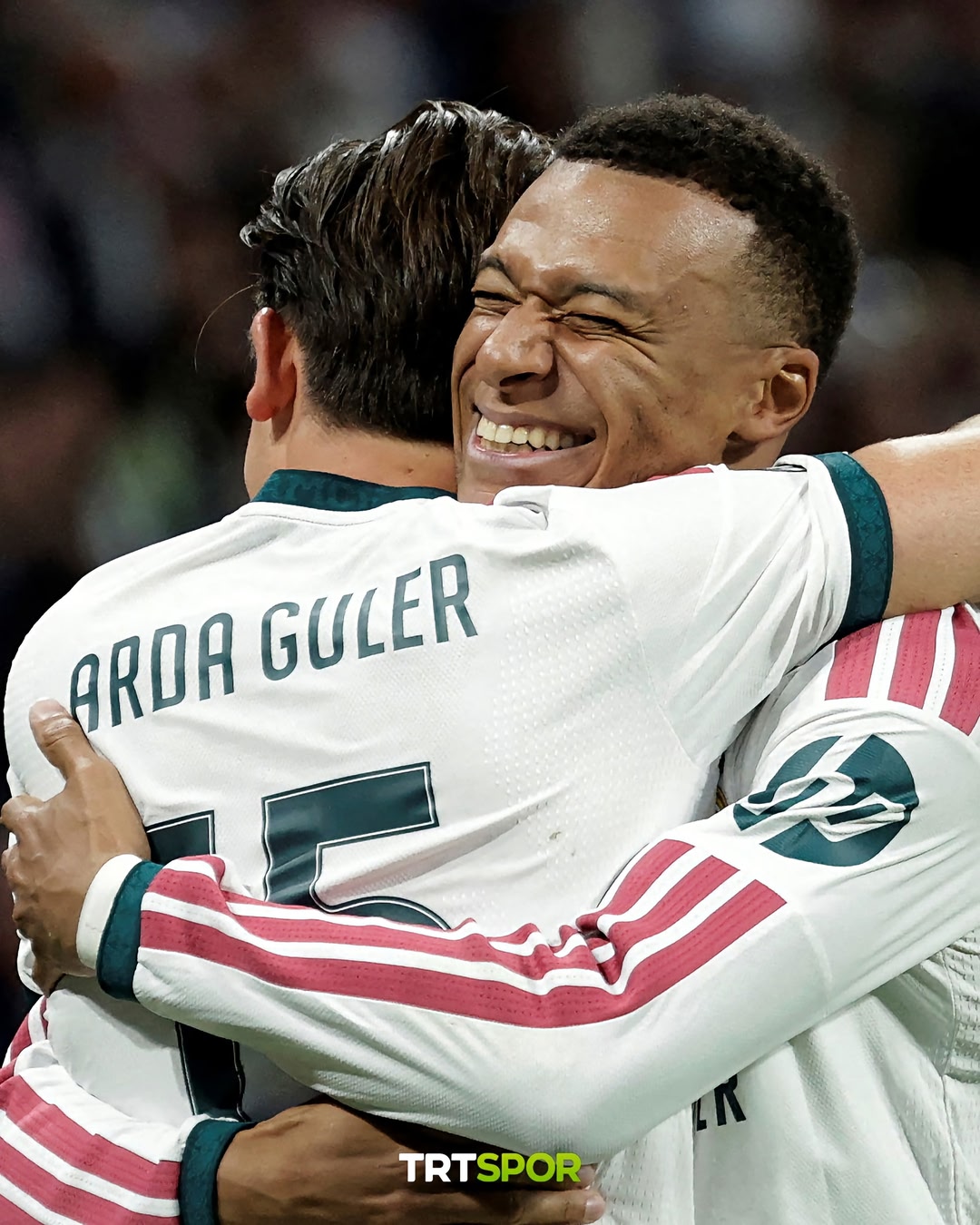 💫 EL CLASICO'DA KAZANAN REAL MADRİD! MS | 🔴🔵 Barcelona 1-2 Real Madrid 🟣⚪️ ⚽️ 61' Raphinha ⚽️⚽️ 41' 87' Kylian Mbappe 📌 Barcelona bu sezon LALIGA'da ilk kez kaybetti.