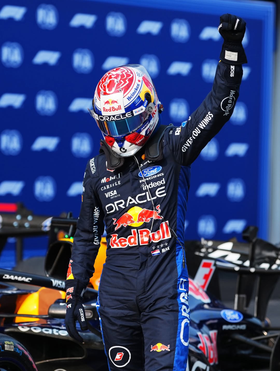 Yes!! This one is special, first pole of the year and with our own power unit @redbullracing 💪