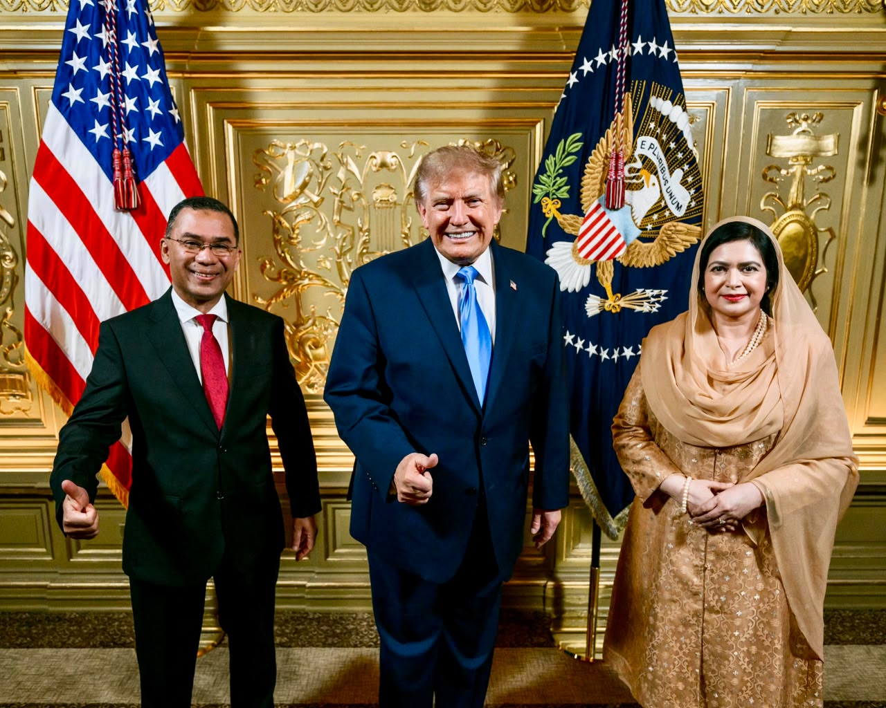 জাতিসংঘ সাধারণ পরিষদের (UNGA) ৮১তম অধিবেশনে যোগ দিতে নিউইয়র্কে আগত বিশ্বনেতা ও তাঁদের সহধর্মিণীদের সম্মানে মার্কিন যুক্তরাষ্ট্রের প্রেসিডেন্ট Donald J. Trump আয়োজিত রিসেপশনে অংশগ্রহণ। মঙ্গলবার, ২২ সেপ্টেম্বর ২০২৬ নিউই…