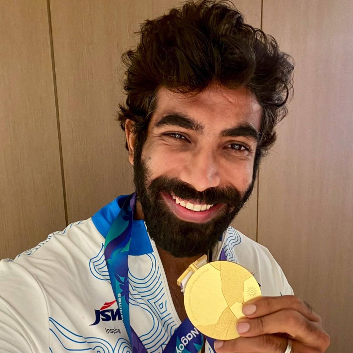 Bringing home the Gold 🥇 Thank you, Japan! What a win with this talented team 🇮🇳