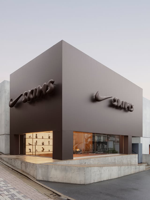 The NikeSKIMS Tokyo Café is now serving. Just down the street from the NikeSKIMS Tokyo Pop-Up, stop by the Café for specialty wagashi, matcha, coffee, and more. 5-11-1 Jingumae, Shibuya-ku, Tokyo October 1 - October 1…