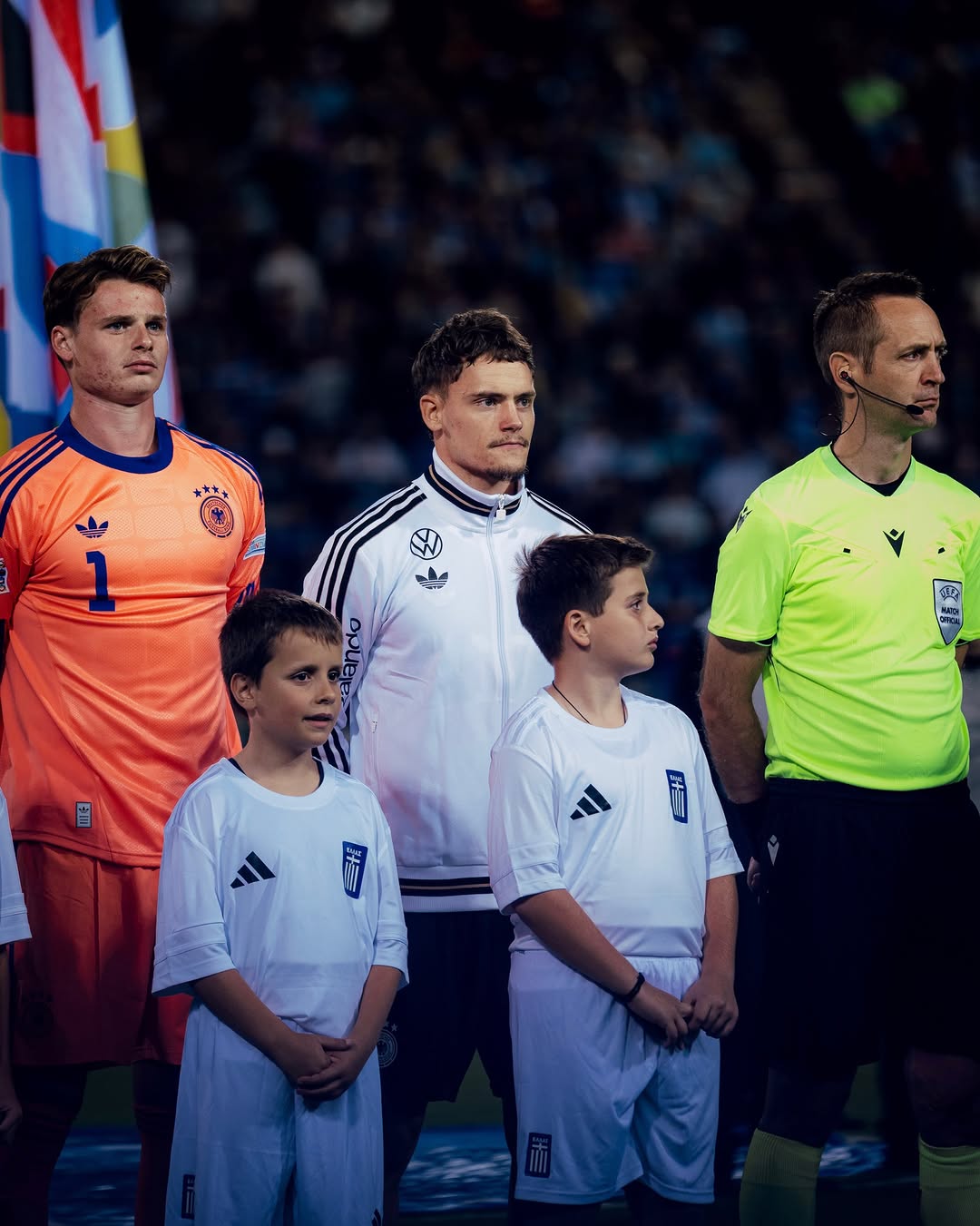 Let’s go this way together 💪🏼🇩🇪 Thanks for the travelling fans and your support!!
