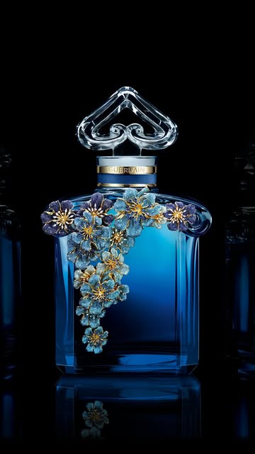 Guerlain presents L’Heure Bleue: Exceptional Art Piece by jeweller Begüm Khan. A new Exceptional Creation in honour of L’Heure Bleue, the new Eau de Parfum. — @begumkhan #GuerlainFragrance #LHeureBleue #ExceptionalPie…