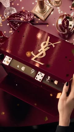 Here’s the star of the show✨ YSL Beauty unveils the 2026 advent calendar in a couture-inspired shade of burgundy adorned by golden details. #YSLBeauty #YSLHoliday #YSLMakeup #AdventCalendar #LuxuryGifting
