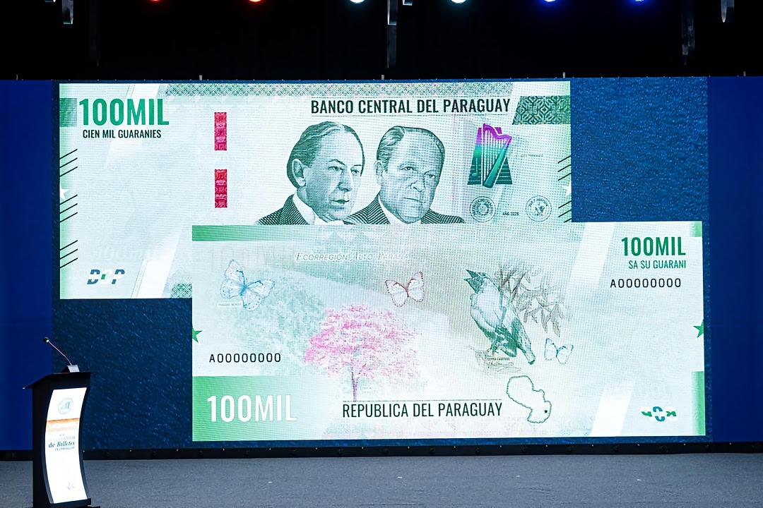 ¡Una nueva era para el Guaraní! 🇵🇾 Desde el Banco Central del Paraguay, presentamos la nueva familia de billetes del Guaraní, un homenaje a nuestra historia, nuestra rica cultura y la extraordinaria biodiversidad de…