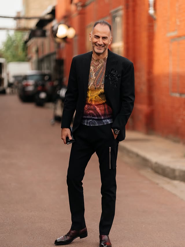 J’ai toujours dit que mon chiffre fétiche était le 7. Et nous voilà à la 7ᵉ saison de Qui veut être mon associé ? Cette année, comme vous avez pu le voir, le casting évolue… et je crois que je n’ai jamais pris autant …