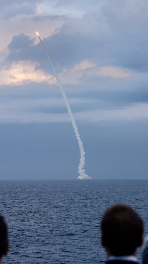 À bord de la frégate multi-missions Auvergne, j’ai assisté au premier tir du nouveau missile balistique M51.3 depuis le sous-marin nucléaire lanceur d’engins Le Vigilant. Très peu de nations disposent d’un tel savoir-…