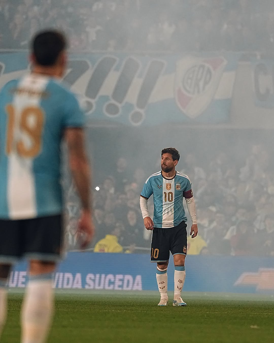 Noche histórica en casa 🏟️😍
