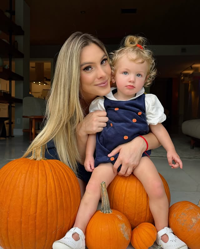 OCTOBER 🎃🎃🎃🎃