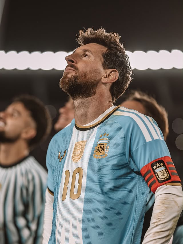 Ayer fue mi último partido y ya extraño vestir la celeste y blanca. Sé que estoy tomando la decisión correcta. Fue un camino increíble, lleno de alegrías y también de algunas tristezas, pero tengo claro que valió la p…