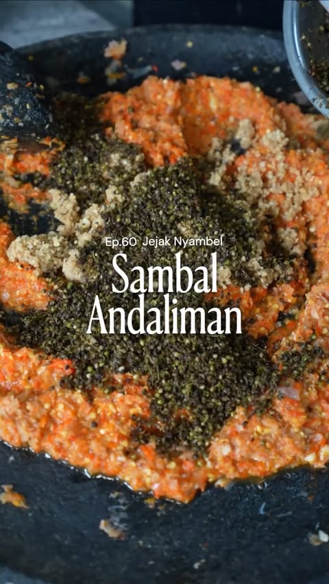 Diundang Prof. @rhenald.kasali cicipi cita rasa andaliman di @andaliman.jktescape 🙏🏻 Senang bisa menikmati, menjaga, dan mewariskan rasa pedas khas Tanah Batak 🌶️✨ Andaliman Resto & Cafe 🕰️ 08.00-22.00 💵 Rp 25.00…
