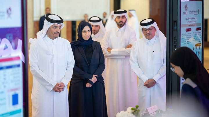 سعدت اليوم بتكريم 80 معلّمًا ومعلّمةً من مختلف المدارس الحكومية.