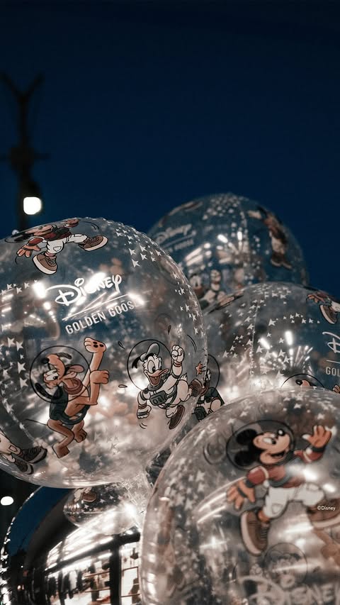 Disney’s magic is coming to life in Golden Goose stores worldwide. Discover the cities via link in stories. #GoldenGoose