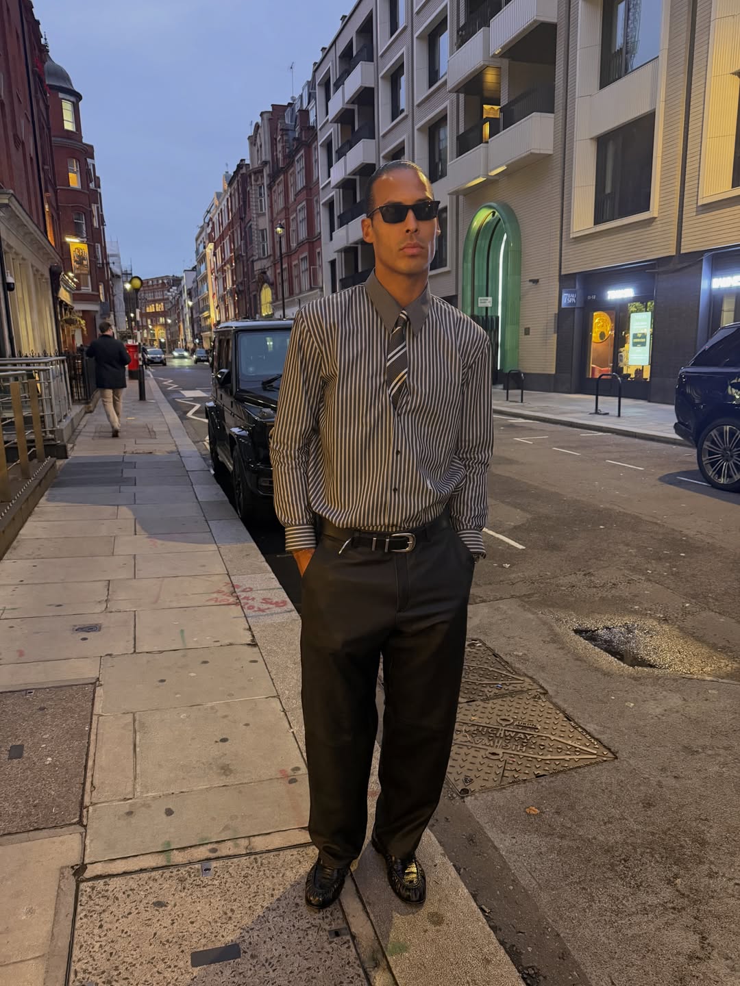 😎