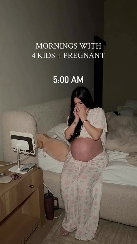Big belly mornings #pregnant #pregnancy #moms #motherhood