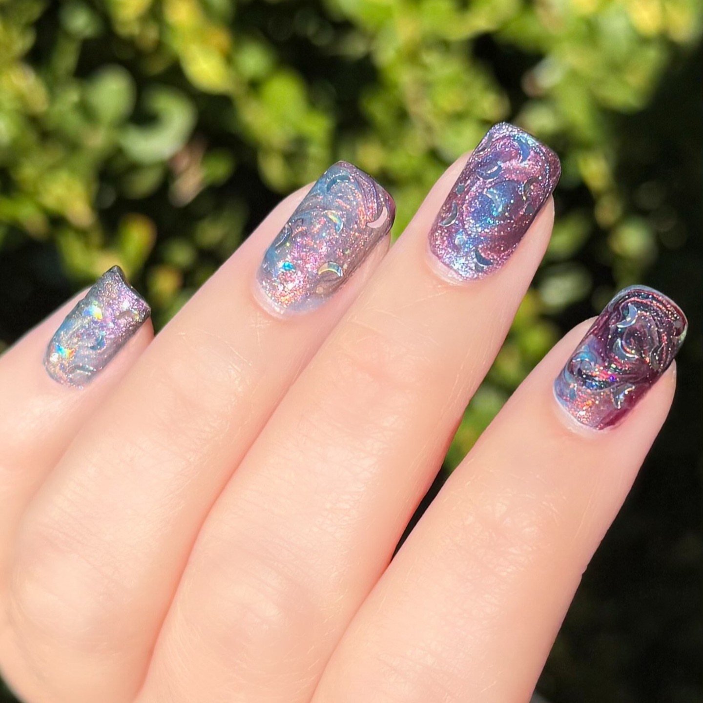 It's time to close the chapter on Safiya Volume II 📖🕯️ But the magic lives on through the many manis created by you🪄🌙 📸 : 𝟭 - @booklovernails 𝟮 - @pizzaandnailpolish 𝟯 - @rosecolenails 𝟰 - @thenailssofar #hol…