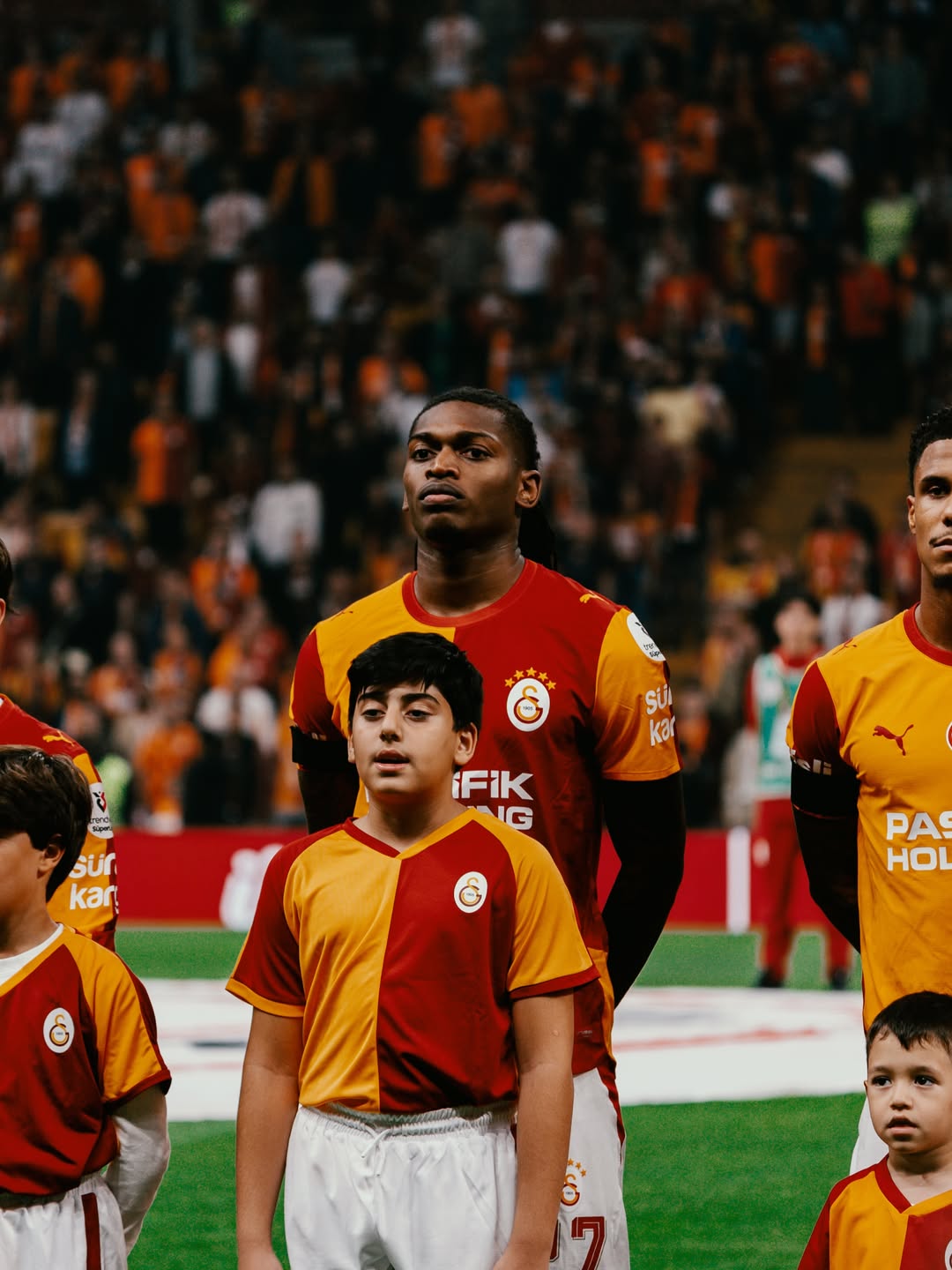 Back Home with 3 Points in The Bag !! 💛❤️