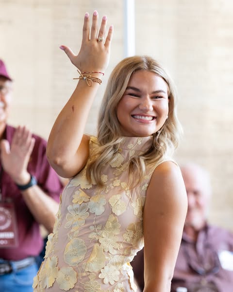 A day that celebrates the journey and a tradition that connects generations of Aggies. Happy Ring Day! 👍💍 #AggieRingDay #BTHO90Hours #TAMU