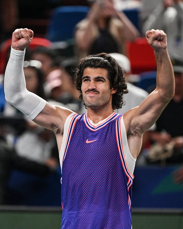 👋🏻 SHANGHAI! 👨🏻 📸 Getty
