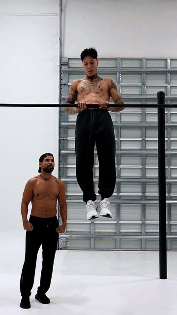 How to Pull High AF — Technique #2 Want to get your chest higher to the bar? Focus on your grip, elbow drive, and pulling path. Every detail matters when you’re trying to take your pull-ups to the next level. Watch th…